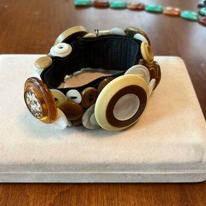 Vintage button bracelet